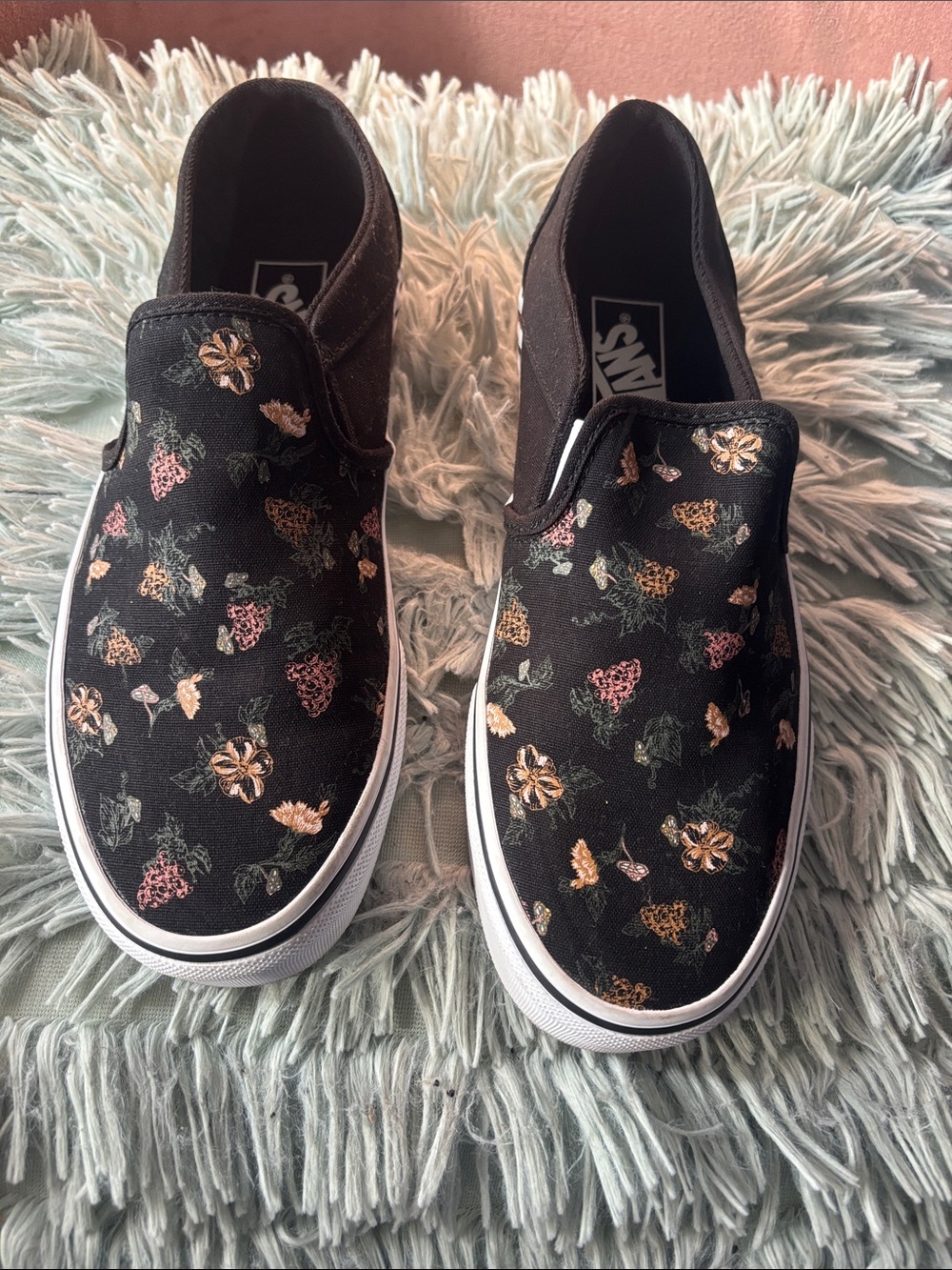 Vans - Off the Walls Slip-On Sneakers Floral - Picture 2 of 11
